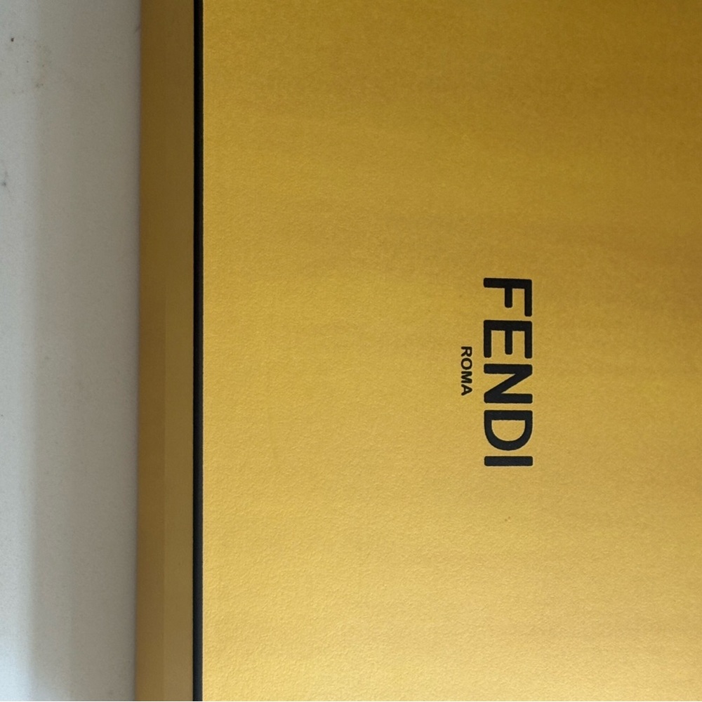 Fendi Black and Gold Crossbody Bag with Envelope Design - Picture 11 of 12